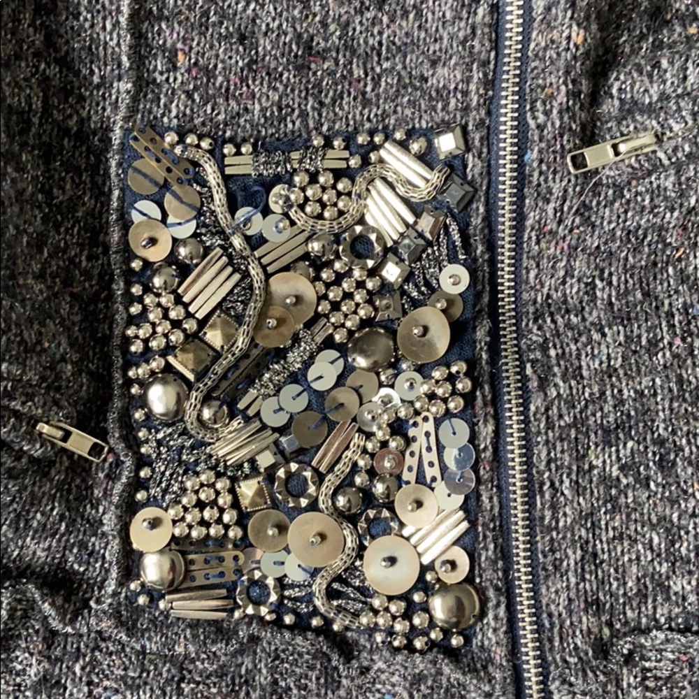 Sweater - Picture 2 of 5